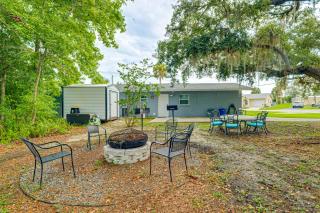 2-Home Nature Coast Retreat Near 3 Sisters Springs - 9