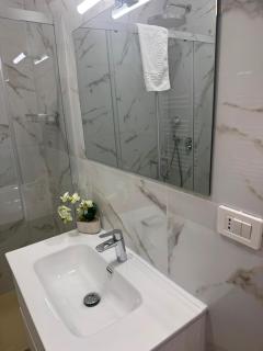 LETIZIA Guest House - 8
