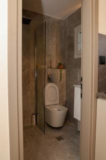 TE Studios Central Stylish Studio - 7
