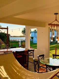 Private Beachfront 4 Bedroom Sleep 12 Fast Wifi - 4