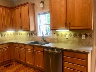 Beautiful North Decatur Townhouse - 3