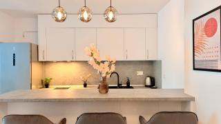 Luxury One Bedroom Apartments with Balcony in Exclusive UP-site Residence - 3