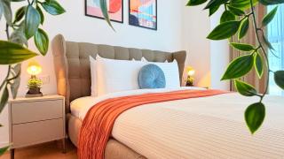 Luxury One Bedroom Apartments with Balcony in Exclusive UP-site Residence - 2
