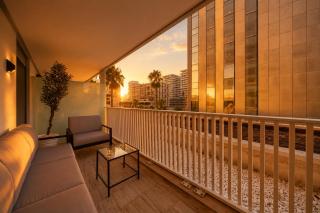 CFC Hidden Gem with Double terrasse GYM & Parking - 2