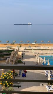 Cozy sea view chalet near beach and pools - 5