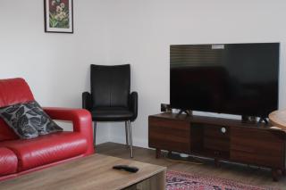 Exeter, Modern 3 double bedrooms, 3 bathrooms, with free parking - 8