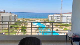 Cozy sea view chalet near beach and pools - 7