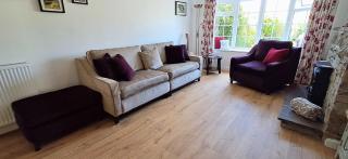 Willow Cottage 4 bed, cosy stopover, dogs welcome - 7