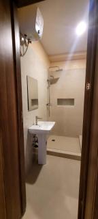 Excellent Eagle Hotel & Suites - 1