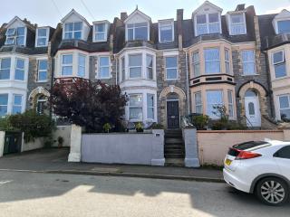 4 Highfield Terrace - Imposing, Beautiful Victorian House With Stunning Sea Views - 0