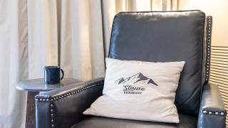 147 Studio Spruce Peak Lodge at Stowe Mt Resort Sleeps 4 - 3