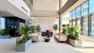 Luxury One Bedroom Apartments with Balcony and Pool Access in Exclusive UP-site Residence - 5