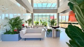 Luxury One Bedroom Apartments with Balcony and Pool Access in Exclusive UP-site Residence - 8