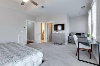 2-Bedroom Condo Unit with Free Parking & 2 King Beds - 6