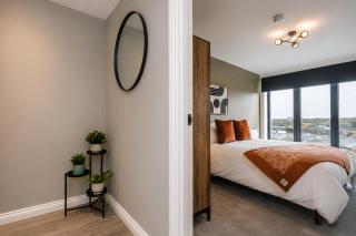 City Penthouse - Roof Terrace & Free Parking - 2