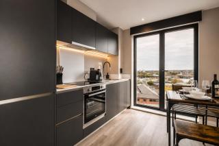 City Penthouse - Roof Terrace & Free Parking - 5