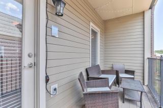 Spacious 3-Story West End Condo | Free Garage Parking for 2 | Walk to Vanderbilt & Music Row - 3