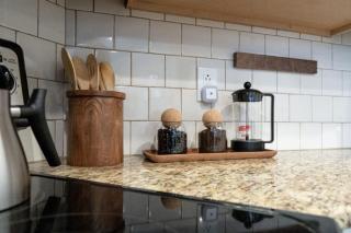 3-Story West End Condo | Free Garage Parking | Near Vanderbilt Medical - 1