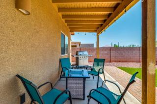 Walk to Tucson Trails! Private Yard w/ Views - 9