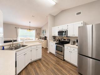 Ortega Oasis- 5 minutes to Beautiful Navarre Beach - 2