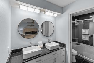 Stylish Creek View 2BR Condo - Gated Community - 6
