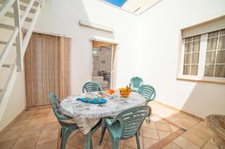 Rusciu Te Lu Mare Apartment with Terrace & Garden - Happy Rentals - 9