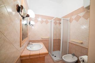 Rusciu Te Lu Mare Apartment with Terrace & Garden - Happy Rentals - 3