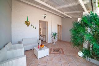 Rusciu Te Lu Mare Apartment with Terrace & Garden - Happy Rentals - 2