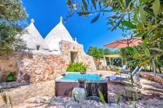 Dimora Tra Gli Ulivi With Private Jacuzzi - Happy Rentals - Ostuni - 0