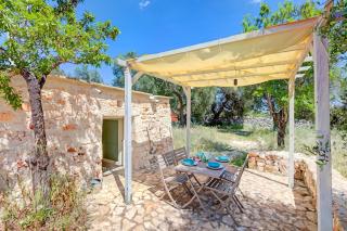 Dimora Tra Gli Ulivi With Private Jacuzzi - Happy Rentals - Ostuni - 1