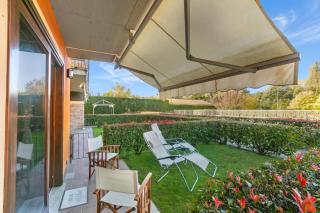 Blu Oltrelago: Leggiuno Lake Maggiore Apt w/ Shared Pool & Garden - Happy Rentals - 9