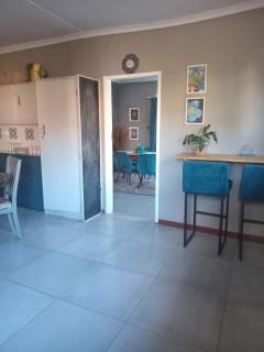 Entire House Art House Thaba nchu - 7