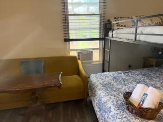 Berkshire Magic Studio Apartment - 7