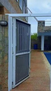 Codominio 32 Personas con Piscina y Plant Electrica - 9