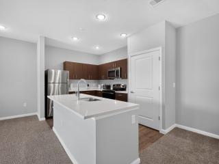 Fresh 1-bedroom layout - 9