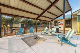 Tawnyas Secret Hideaway - 20-Mile Views - 5