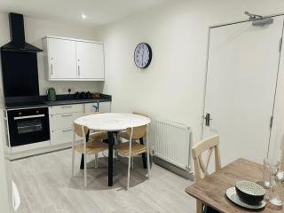 Ridgeways Premium House - Bristol - 6
