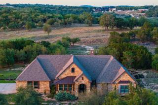 Hill Country Haven - Private Retreat Pool Spa - 5