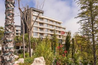 Azur Panorama | 1BR, Beach & Pool View - 4