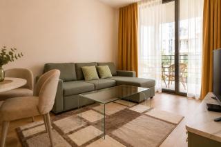 Azur Panorama | 1BR, Beach & Pool View - 3