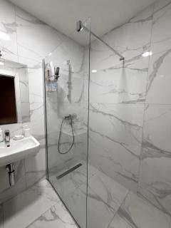 Andreas Apartments - 3