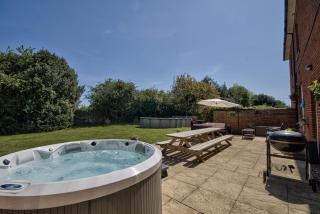 Harkstead Hall By Group Retreats - 7