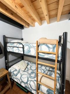 Metro Hostal Boutique - 9