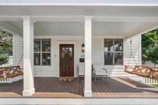 Northern Charm with 3BDR & Game Room - 4