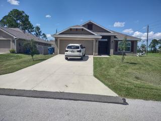 Good deal to stay in Palm Bay - 2