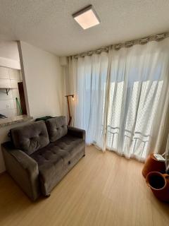 Apartamento em Condomínio Clube com 2 suítes e bem localizado - 1