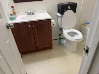 Comfortable & Private 2 bedrooms in a town home - 4