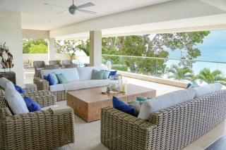 Oceanfront luxury - Portico 1 - 9
