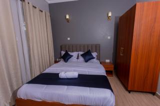ridge hotel - 2