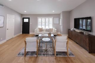 South Congress Oasis Pool, Hot Tub & Sunroom - 1
